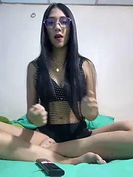 Snapshot of Isabella-2709 chatting on September 19, 6:41 pm Isabella-2709 online show from September 19, 6:41 pm