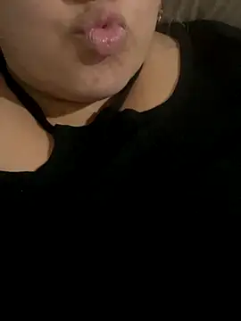 Snapshot of bruna438 chatting on October 1, 7:53 pm bruna438 online show from October 1, 7:53 pm