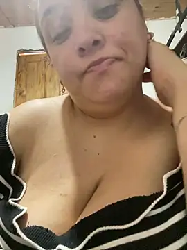 bruna438 online show from March 17, 11:57 am