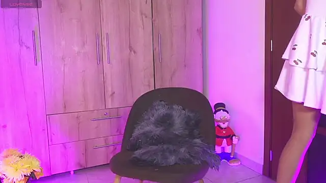 AnnaKimm online show from March 29, 10:32 pm