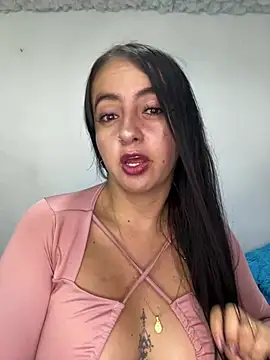 Snapshot of salo-rousee chatting on July 11, 11:17 pm salo-rousee online show from July 11, 11:17 pm