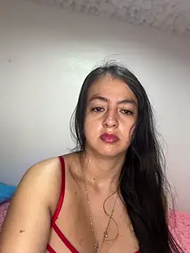 Snapshot of salo-rousee chatting on August 2, 2:15 pm salo-rousee online show from August 2, 2:15 pm