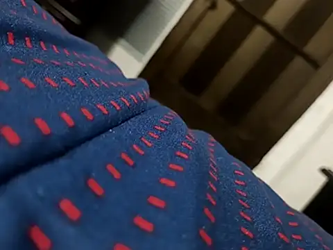 Snapshot of este_juan chatting on January 11, 5:01 am este juan online show from January 11, 5:01 am