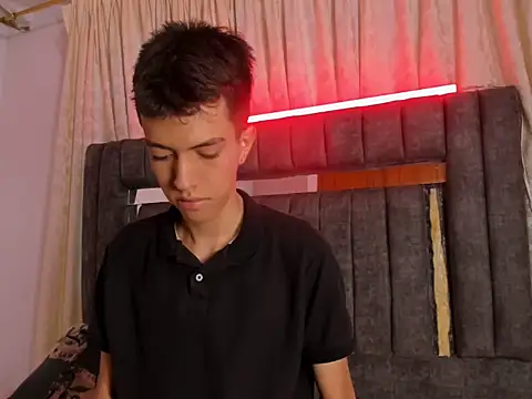 dylan 202520  online show from October 6, 11:40 am