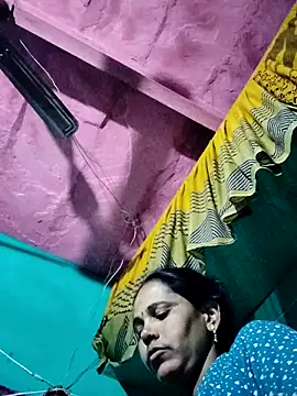 Pooja750 online show from December 20, 12:40 am