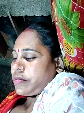 Snapshot of Pooja750 chatting on May 16, 7:27 am Pooja750 online show from May 16, 7:27 am