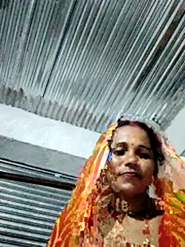 Snapshot of Pooja750 chatting on July 19, 6:44 pm Pooja750 online show from July 19, 6:44 pm