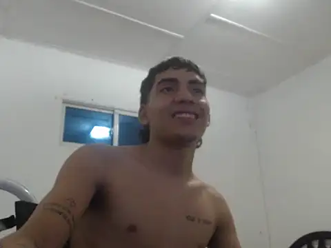 Snapshot of el_mono_420 chatting on November 25, 7:41 am el mono 420 online show from November 25, 7:41 am