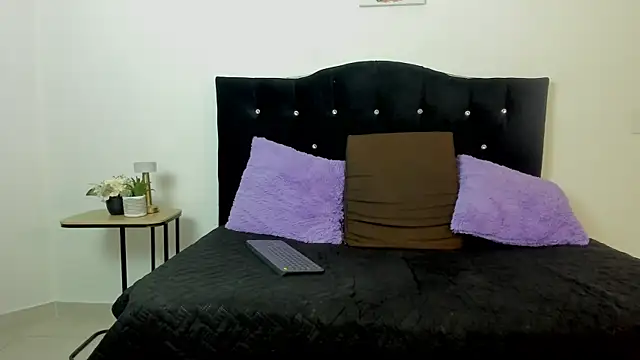  online show from February 24, 12:14 pm