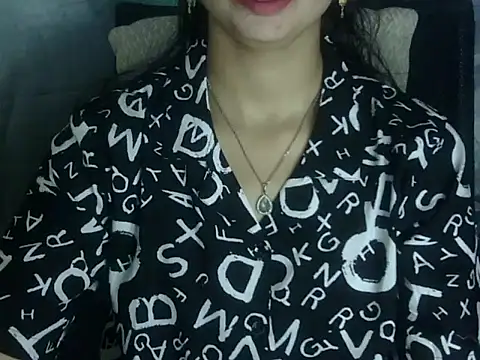 Snapshot of Rahat_S chatting on August 3, 9:04 am Rahat S online show from August 3, 9:04 am