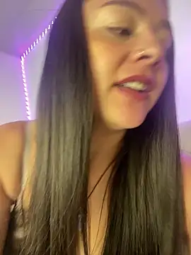 Snapshot of Gaby_7770 chatting on May 25, 1:28 pm Gaby 7770 online show from May 25, 1:28 pm