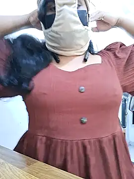 Snapshot of BeautyGirl_sara chatting on September 21, 8:05 am BeautyGirl sara online show from September 21, 8:05 am