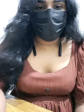 Snapshot of BeautyGirl_sara chatting on September 28, 1:38 pm BeautyGirl sara online show from September 28, 1:38 pm