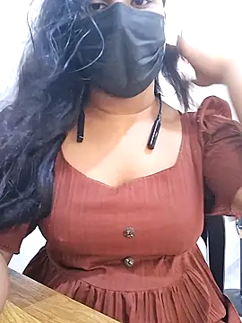 Snapshot of BeautyGirl_sara chatting on October 5, 7:50 am BeautyGirl sara online show from October 5, 7:50 am