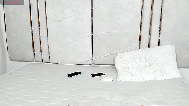 Lilith dry online show from October 17, 7:27 pm