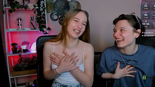 keylas moan online show from March 26, 6:13 pm