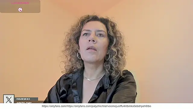 Snapshot of Paty_chic chatting on October 28, 1:36 pm Paty chic online show from October 28, 1:36 pm