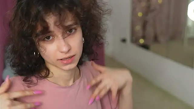 MimiLicks online show from November 29, 7:33 am