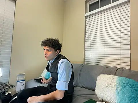 MaxAdamz online show from December 21, 5:36 am