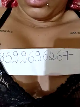 Snapshot of clarinha2 chatting on October 3, 2:19 am clarinha2 online show from October 3, 2:19 am