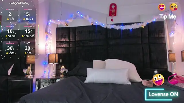 EvamilfXXX online show from November 18, 11:58 am