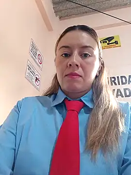 Hannah-colx online show from March 27, 4:18 pm