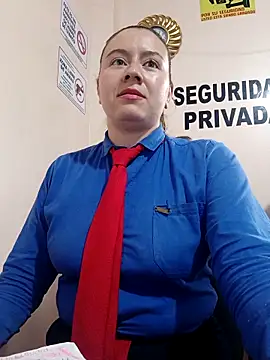 Hannah-colx online show from April 19, 7:05 pm