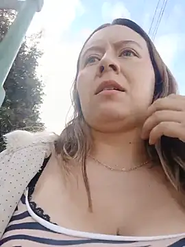 Hannah-colx online show from July 25, 1:41 pm