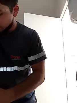 Lushakuiron1 online show from November 26, 3:46 pm