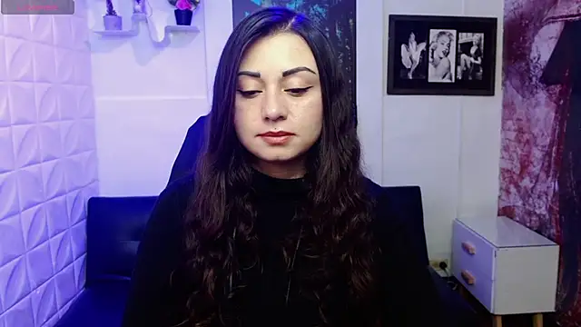 Eva Roussell online show from November 7, 2:39 pm