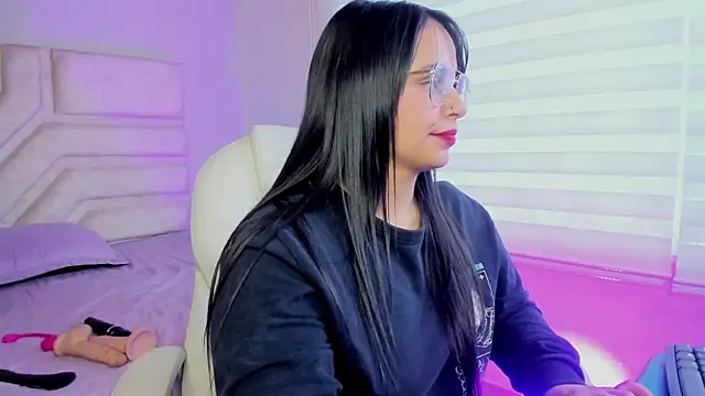 Snapshot of _adahara_queen chatting on September 19, 3:45 pm  adahara queen online show from September 19, 3:45 pm