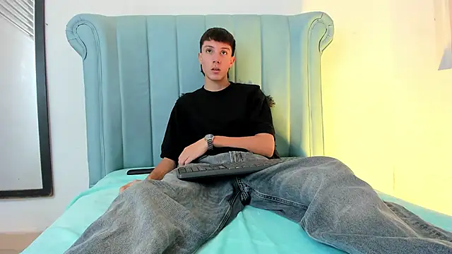 LittleDanny  online show from March 10, 4:23 pm