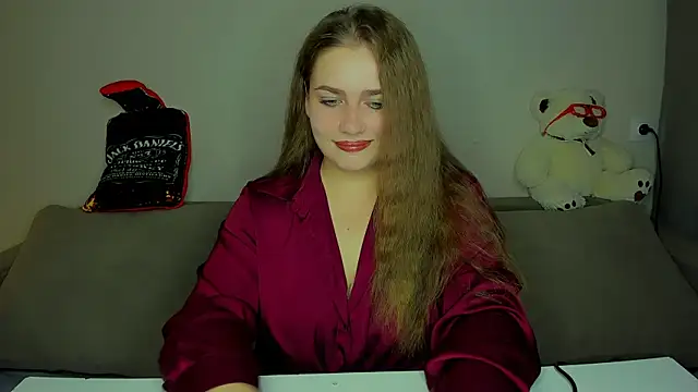 Snapshot of yourgem__ chatting on October 9, 6:28 pm yourgem online show from October 9, 6:28 pm