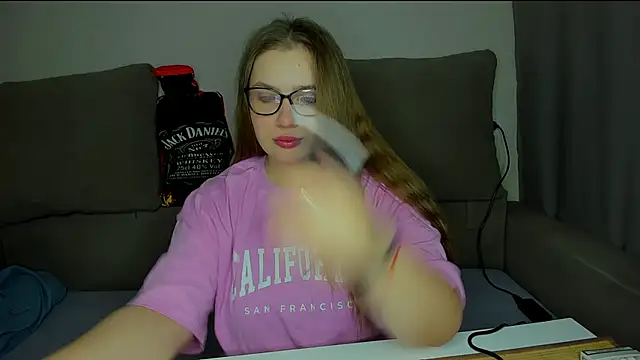 Snapshot of yourgem__ chatting on December 19, 11:45 pm yourgem online show from December 19, 11:45 pm