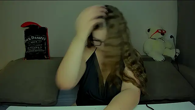 Snapshot of yourgem__ chatting on February 27, 3:12 pm yourgem online show from February 27, 3:12 pm