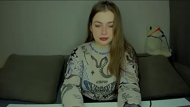 Snapshot of yourgem__ chatting on March 3, 3:01 am yourgem online show from March 3, 3:01 am