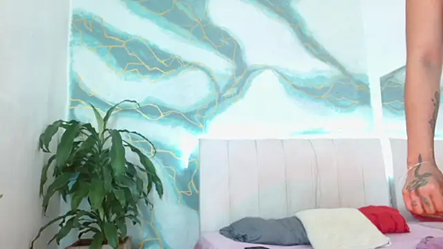 ivy scorpio online show from September 18, 3:08 am