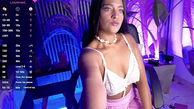 Snapshot of _Gaaia_ chatting on November 1, 9:17 pm Gaaia online show from November 1, 9:17 pm