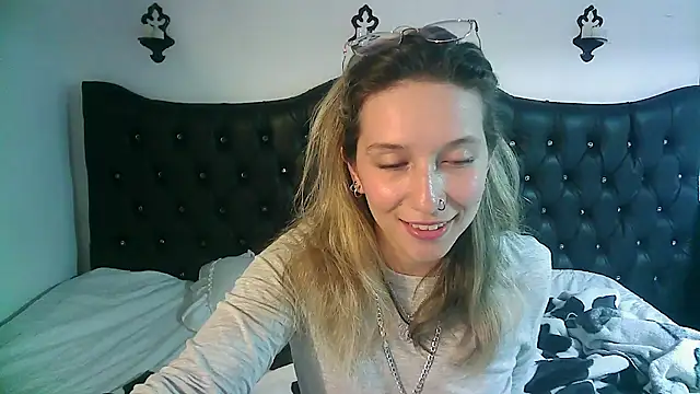 Licethf00x online show from September 12, 9:04 pm