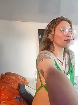 Snapshot of Licethf00x chatting on January 7, 10:45 pm Licethf00x online show from January 7, 10:45 pm