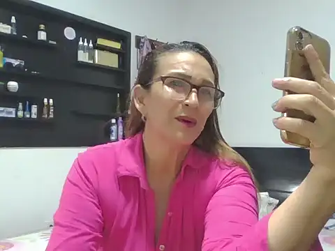 MiaVega online show from October 1, 2:56 pm