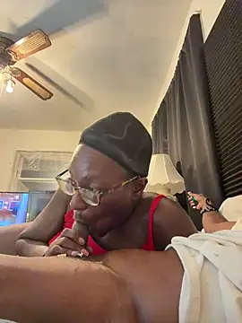 SucculentSexiness0 online show from July 8, 6:40 am
