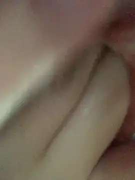 Snapshot of anjinhabs chatting on November 1, 1:51 am anjinhabs online show from November 1, 1:51 am