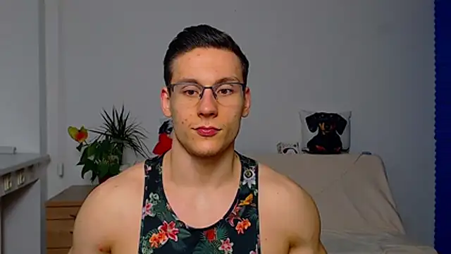 ZeinMiracles online show from December 20, 8:49 pm