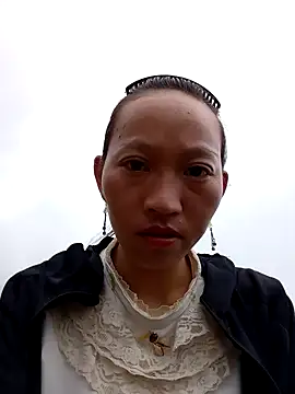 Snapshot of tcm-cute chatting on October 31, 4:57 am tcm-cute online show from October 31, 4:57 am