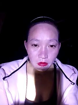 Snapshot of tcm-cute chatting on November 9, 1:53 pm tcm-cute online show from November 9, 1:53 pm