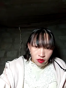 Snapshot of tcm-cute chatting on November 14, 1:10 pm tcm-cute online show from November 14, 1:10 pm