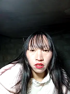 Snapshot of tcm-cute chatting on November 15, 1:18 pm tcm-cute online show from November 15, 1:18 pm