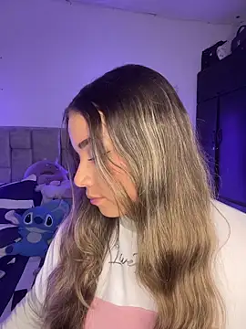 AnnyLopezzz  online show from February 24, 5:27 am