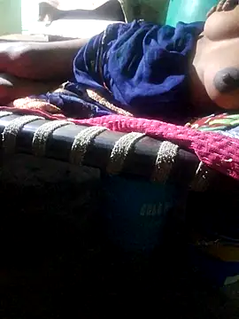 parmila203 online show from April 11, 5:06 pm